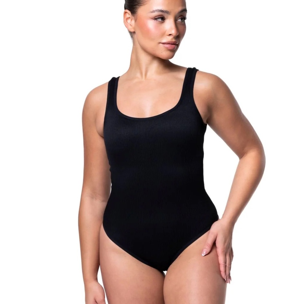 Ribbed Snatched Shapewear Bodysuit